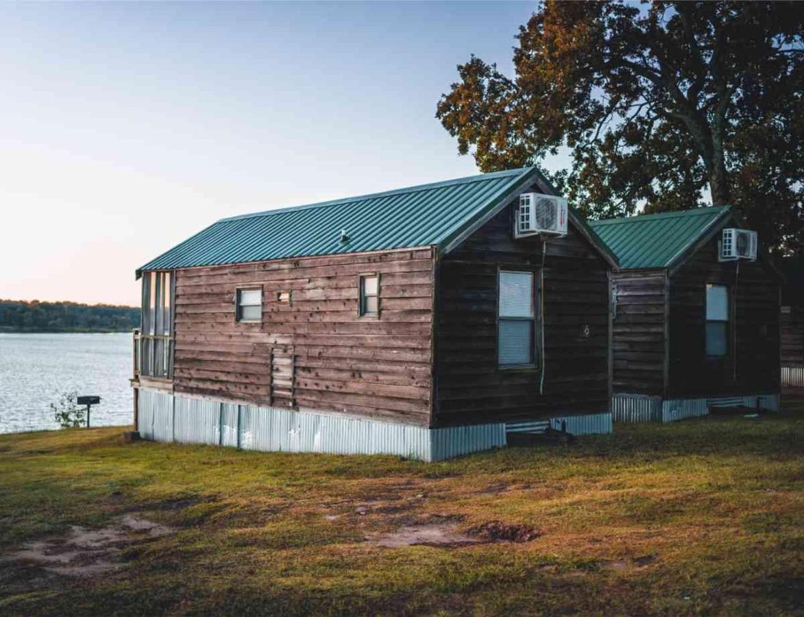 Lakefront Cedar Cabin - 8 Мід Екстер'єр фото